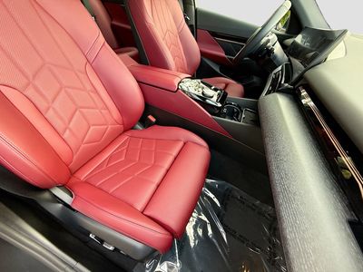 2026 BMW 5 Series — photo 15 view