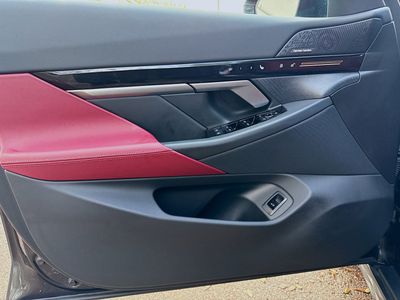 2026 BMW 5 Series — photo 22 view