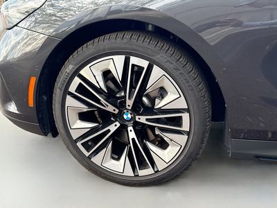 2026 BMW 5 Series — photo 43 view