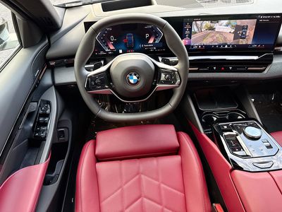 2026 BMW 5 Series — photo 17 view