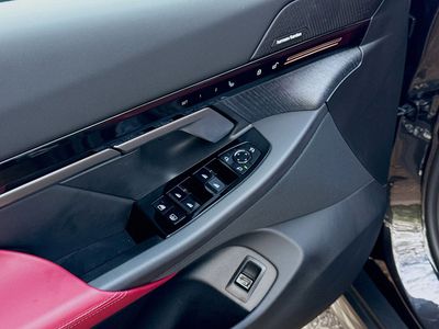 2026 BMW 5 Series — photo 23 view