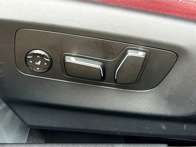 2026 BMW 5 Series — photo 25 view