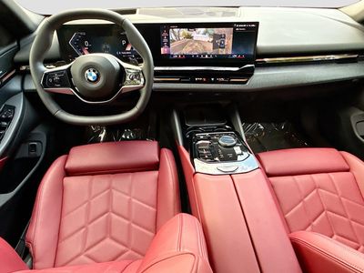 2026 BMW 5 Series — photo 16 view