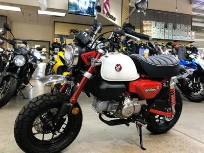 2025 Honda Monkey ABS - Photo 1