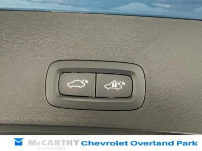 2025 Volvo XC40 — photo 30 view