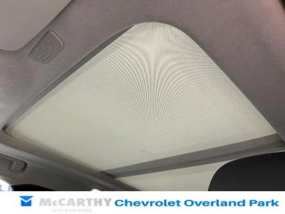 2025 Volvo XC40 — photo 25 view