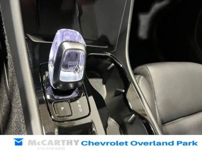 2025 Volvo XC40 — photo 18 view