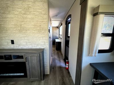 2026 Coachmen Catalina Legacy Edition - Photo 14