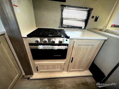 2026 Coachmen Catalina Legacy Edition - Photo 9