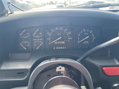 1995 Ford F-250 — side profile view