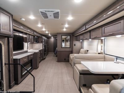 2022 Thor Motor Coach Palazzo - Photo 5