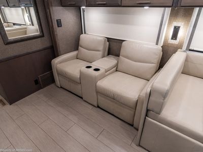 2022 Thor Motor Coach Palazzo - Photo 8