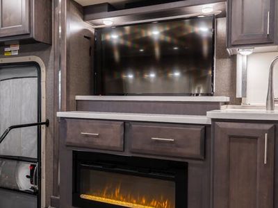 2022 Thor Motor Coach Palazzo - Photo 12