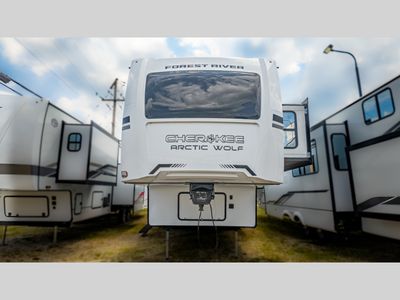 2025 Forest River Cherokee Arctic Wolf - Photo 1