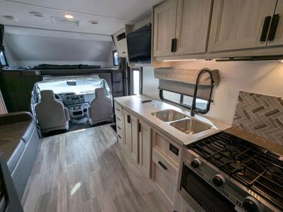 2024 Forest River Sunseeker - Photo 20