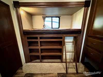 2018 Forest River Sierra — photo 12 view