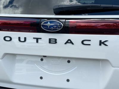 2026 Subaru Outback — photo 11 view