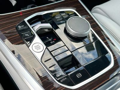 2026 BMW X5 — photo 14 view