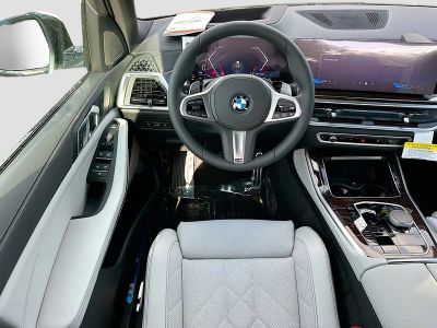 2026 BMW X5 — photo 17 view