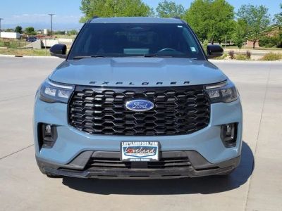 2025 Ford Explorer — detail view