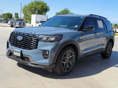 2025 Ford Explorer — interior view