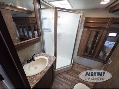 2016 Keystone RV Cougar X-Lite - Photo 21