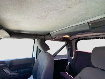 2014 Jeep Wrangler — photo 23 view