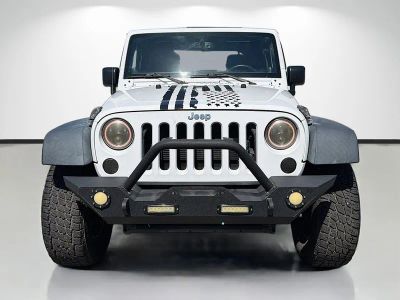 2014 Jeep Wrangler — photo 8 view