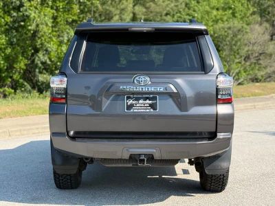 2020 Toyota 4Runner SR5 Premium - Photo 11