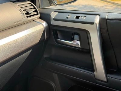 2020 Toyota 4Runner SR5 Premium - Photo 39