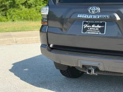 2020 Toyota 4Runner SR5 Premium - Photo 13