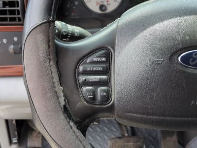 2006 Ford F-250SD — photo 16 view