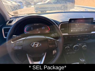 2023 Hyundai Venue SEL - Photo 10