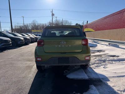 2023 Hyundai Venue SEL - Photo 4