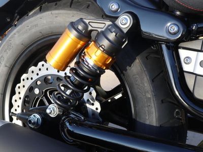 2025 Yamaha Bolt R-Spec - Photo 12