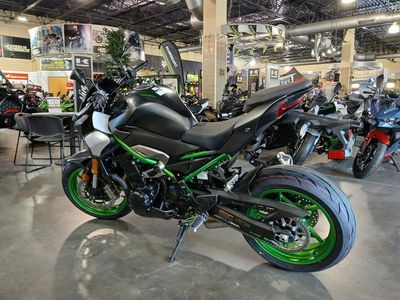 2026 Kawasaki Z900 SE ABS - Photo 9