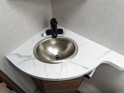 2027 Thor Motor Coach CHATEAU — photo 15 view