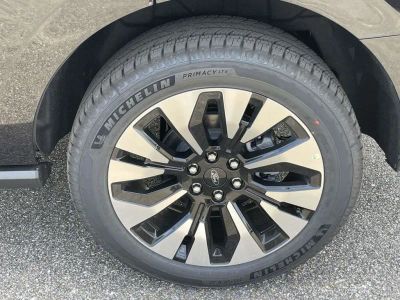 2026 Ford Expedition - Photo 9
