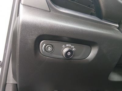 2023 Chevrolet Traverse - Photo 13