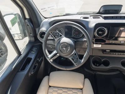 2027 Tiffin TIFFIN — interior view
