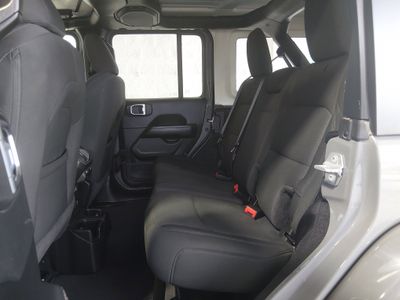 2023 Jeep Wrangler - Photo 13