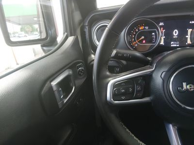 2023 Jeep Wrangler - Photo 18