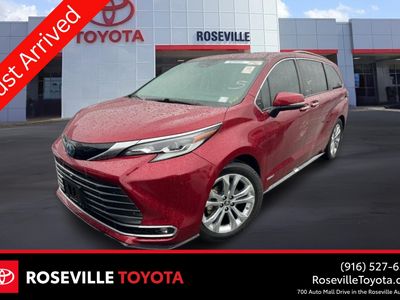 2021 Toyota Sienna - Photo 1