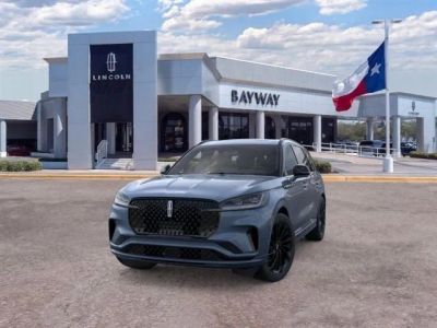 2026 Lincoln Aviator — side profile view