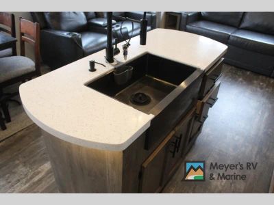 2022 Forest River RV Sabre - Photo 35