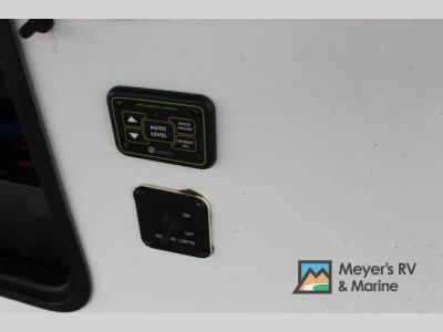 2022 Forest River RV Sabre - Photo 21
