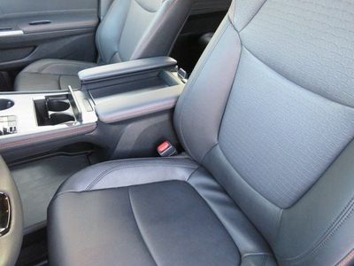 2023 Toyota SIENNA XSE - Photo 17