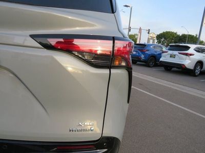 2023 Toyota SIENNA XSE - Photo 11