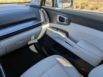 2026 Kia Sorento Hybrid — photo 23 view
