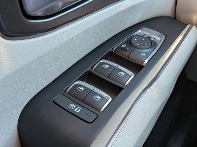 2026 Kia Sorento Hybrid — photo 28 view